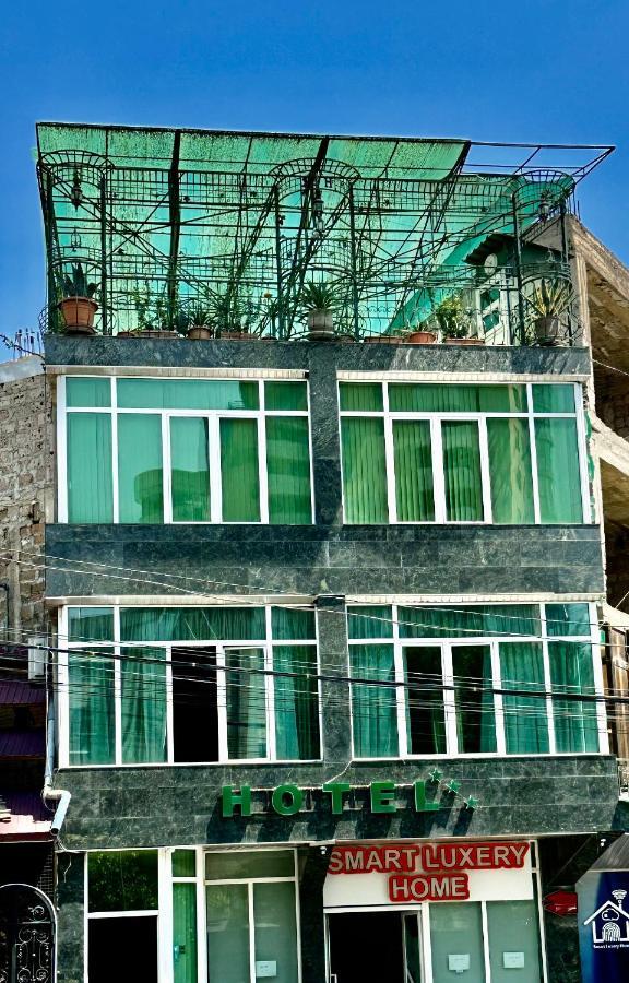 Citrus Guest House Erivan Exterior foto