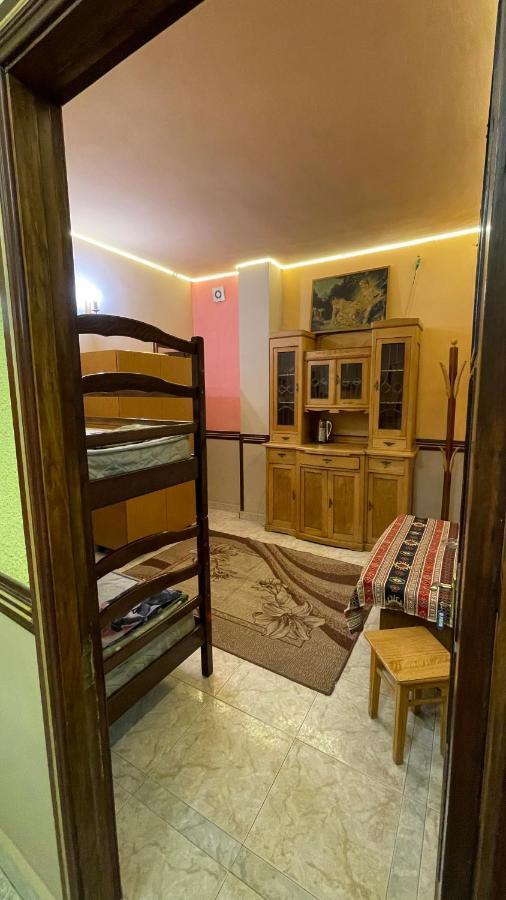 Citrus Guest House Erivan Exterior foto