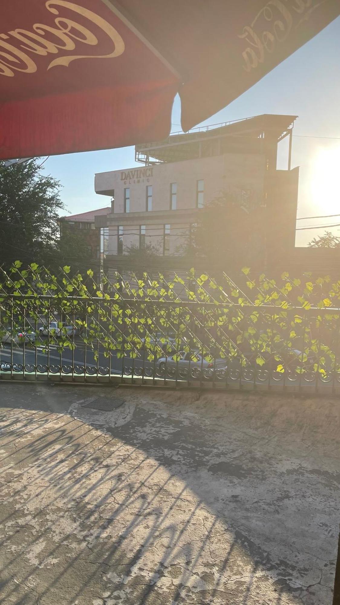 Citrus Guest House Erivan Exterior foto