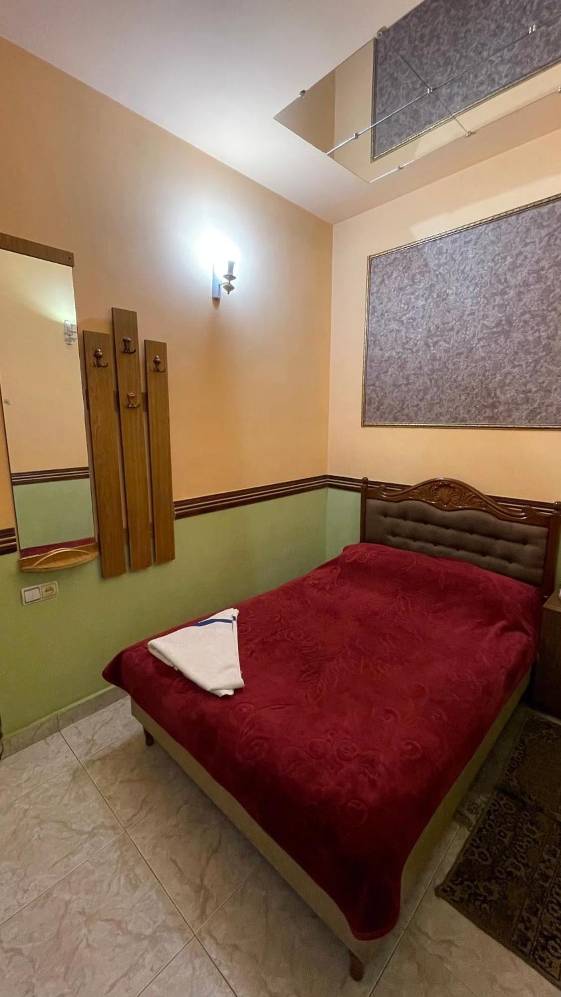 Citrus Guest House Erivan Exterior foto